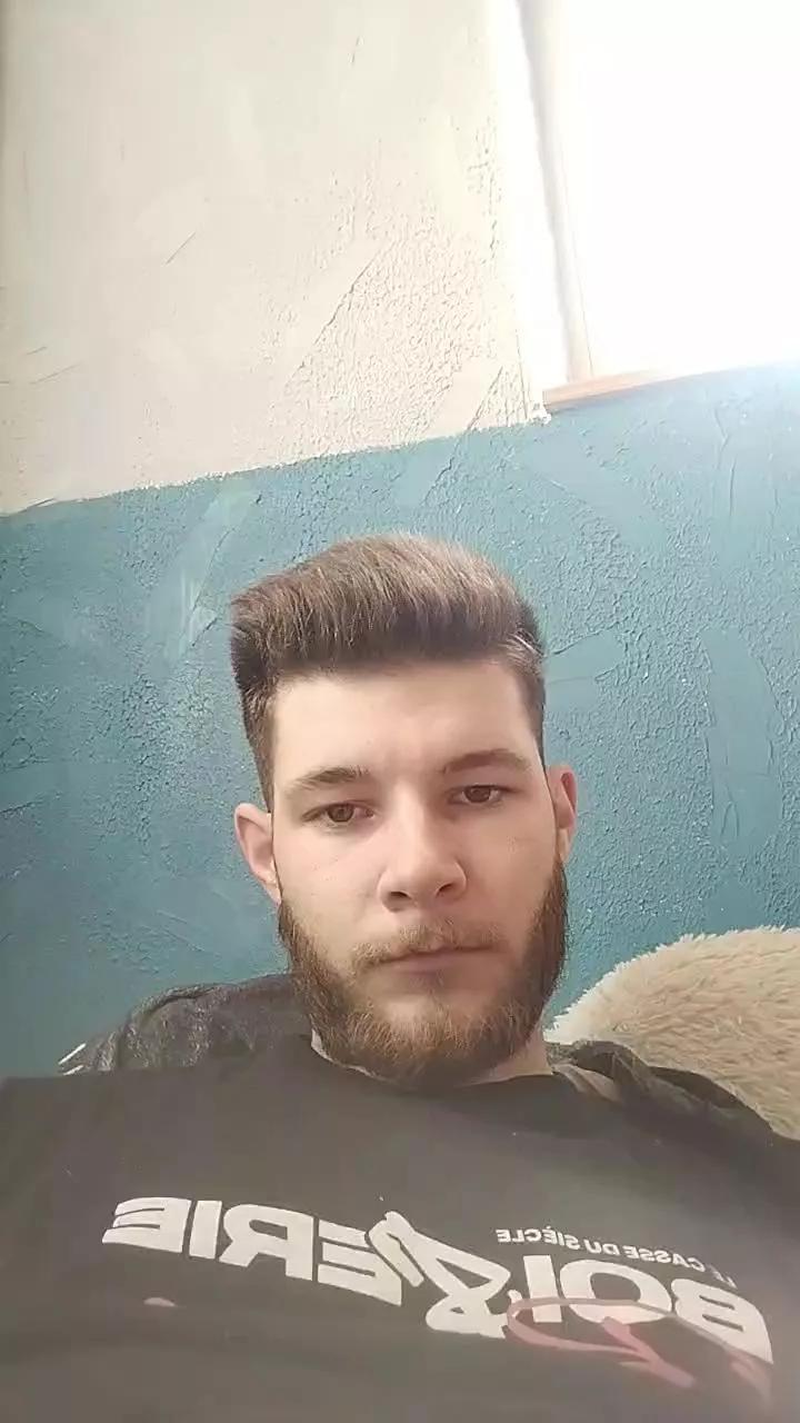 Titi020 on Cam4 