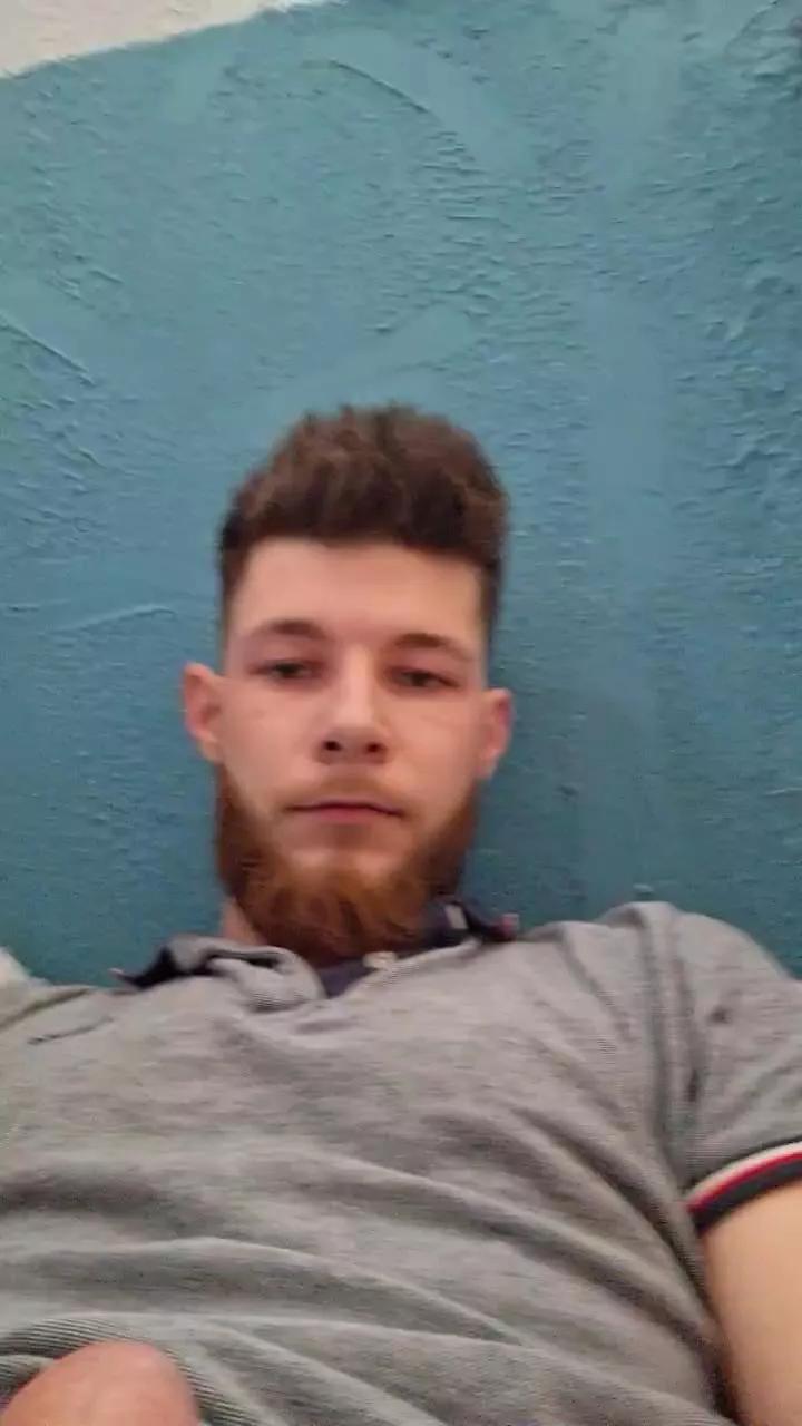Titi020 on Cam4 