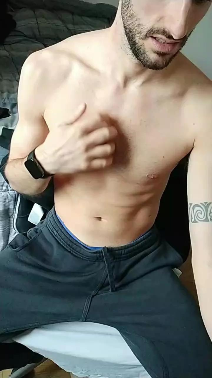 tms111 on Cam4 