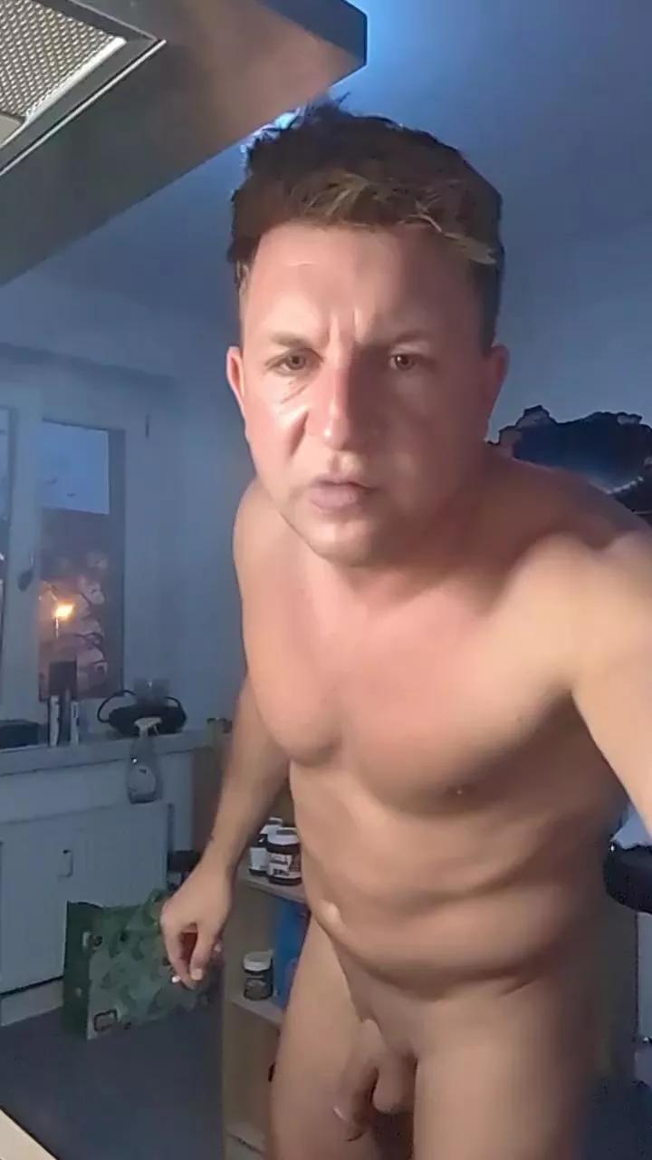 Tobinho009 on Cam4 