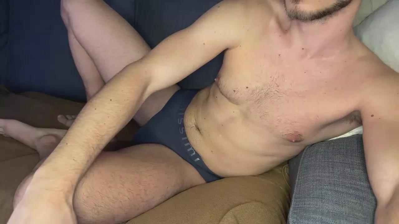 tonedgreekguy on Cam4 