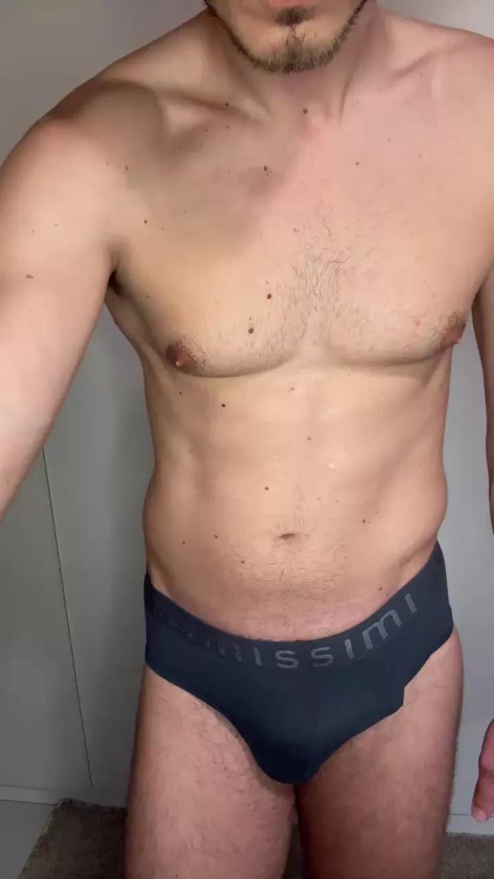 tonedgreekguy on Cam4 