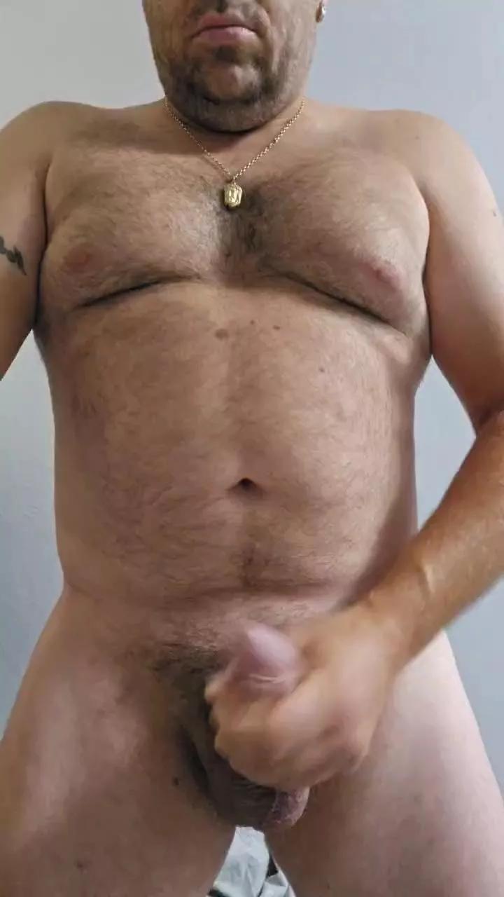Tony101983 on Cam4 