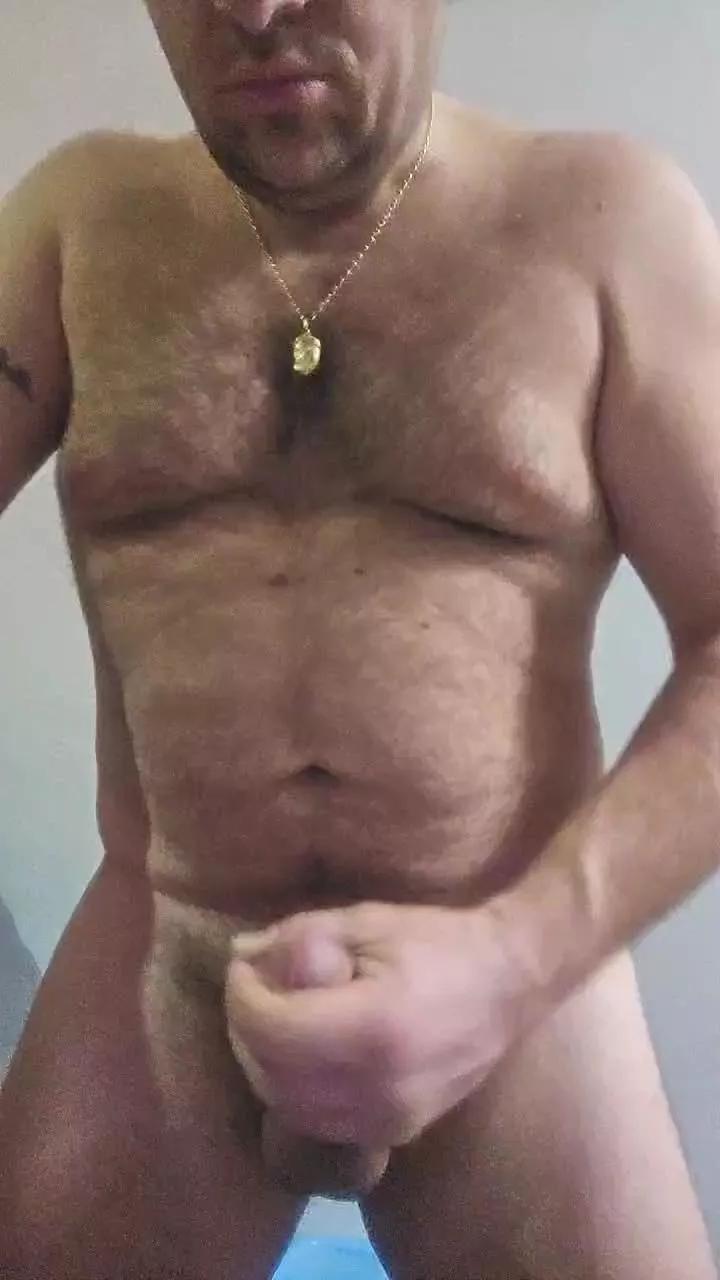 Tony101983 on Cam4 