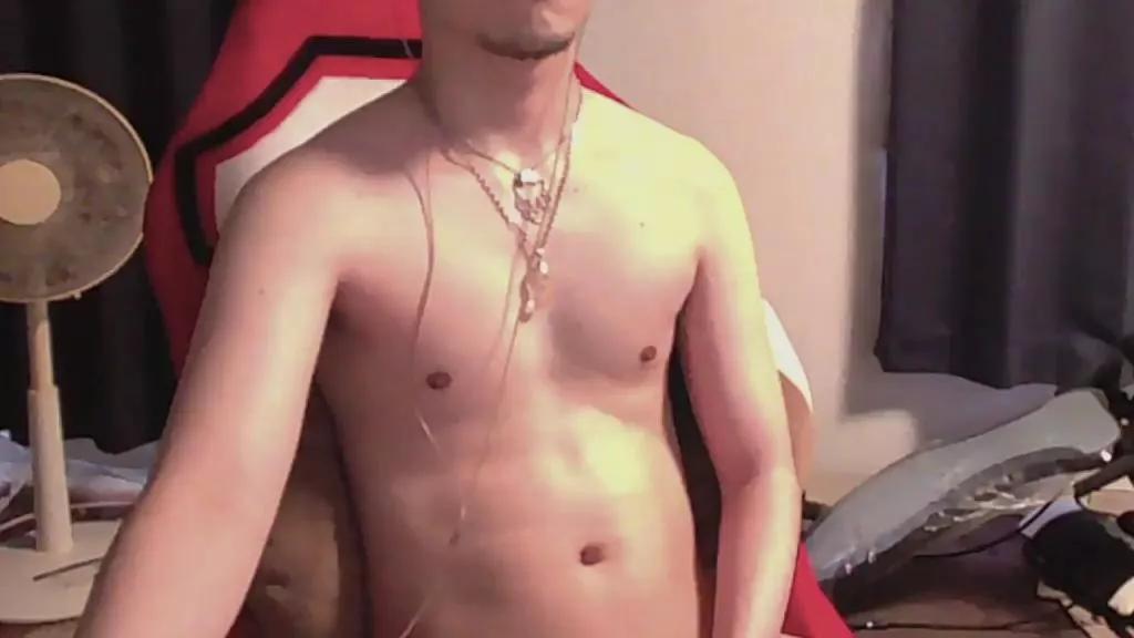 toramaruuuu on Cam4 