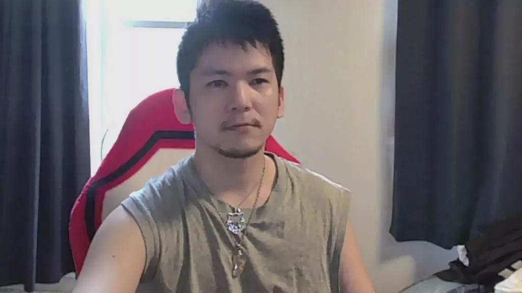 toramaruuuu on Cam4 