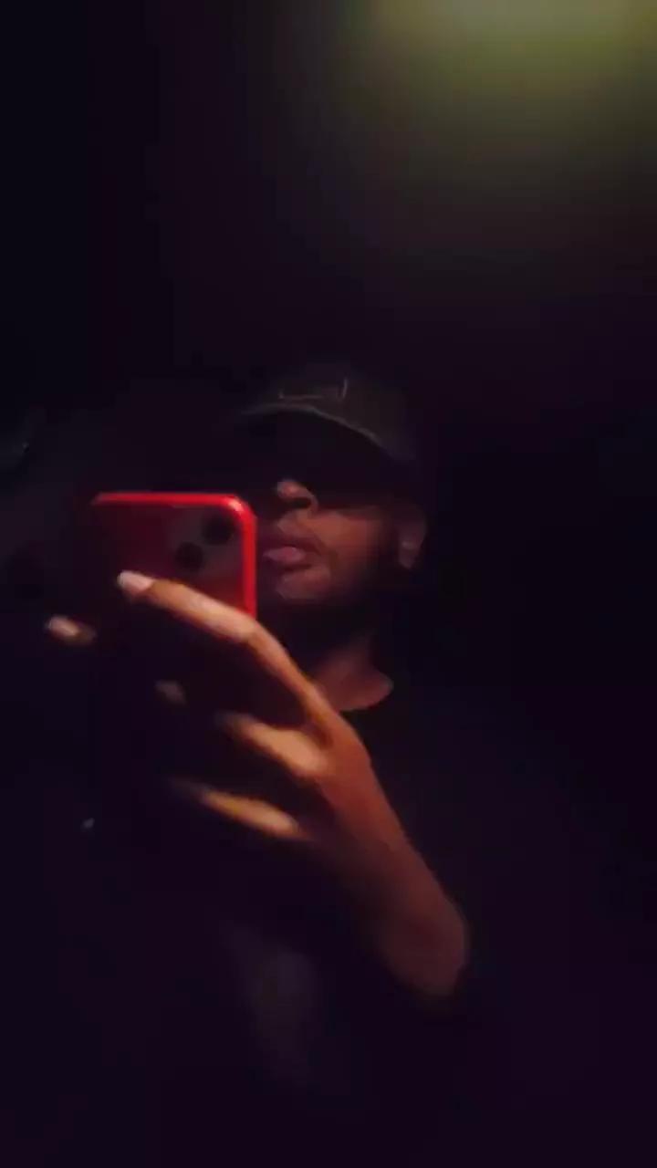 Ubernego on Cam4 