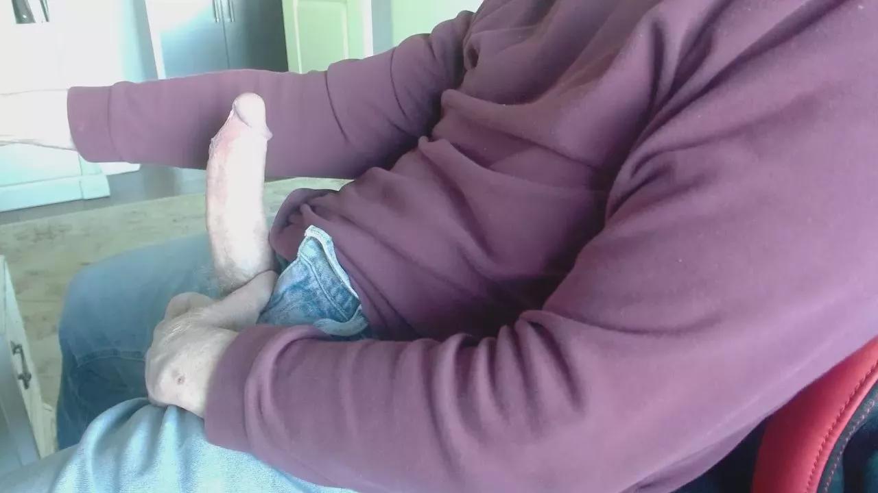 ultimate_coc on Cam4 