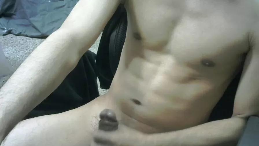 untasy74 on Cam4 