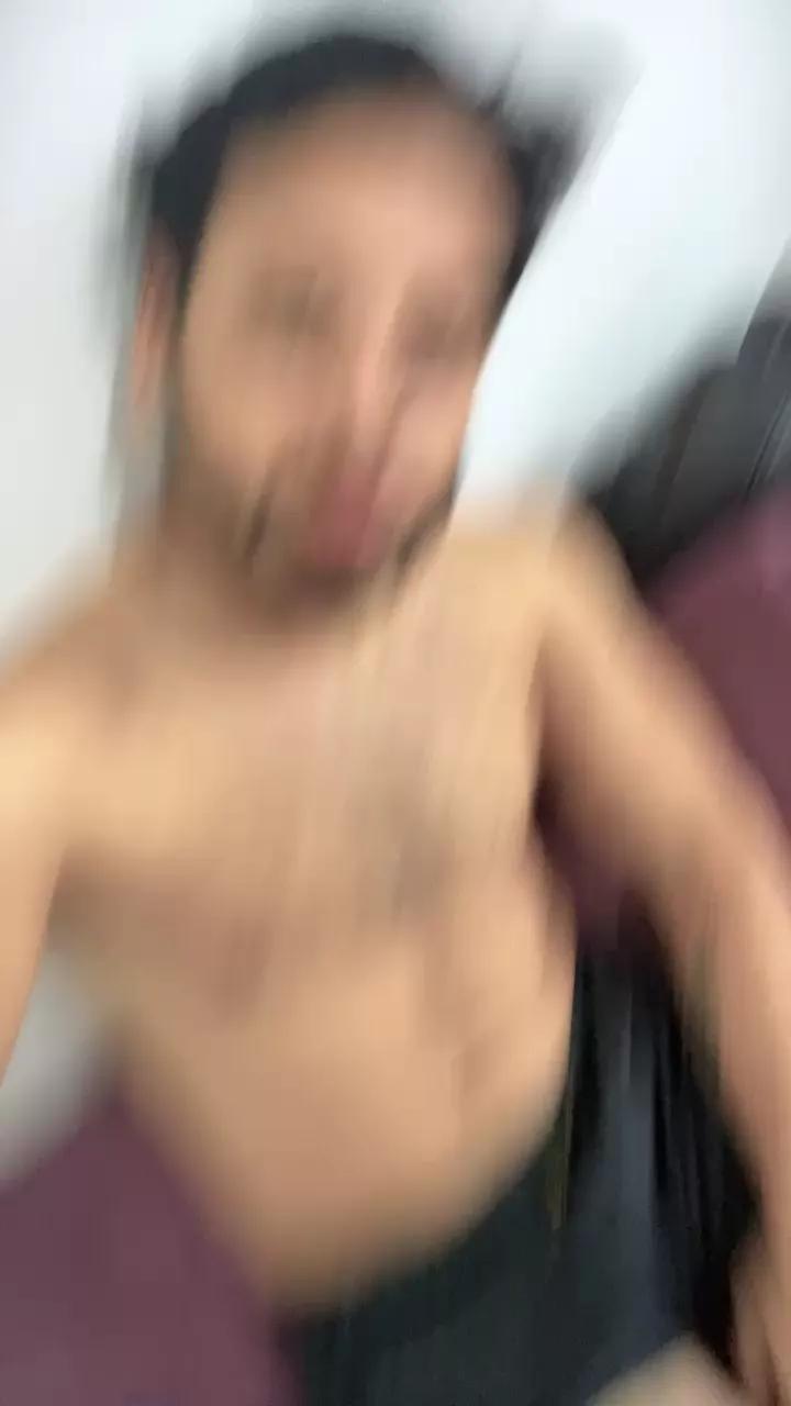 Vairos on Cam4 