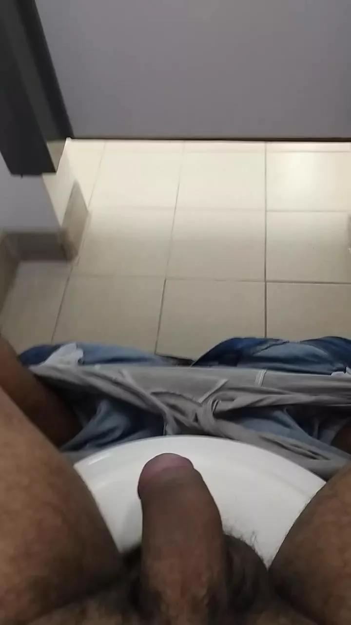 Valenlio_Por on Cam4 