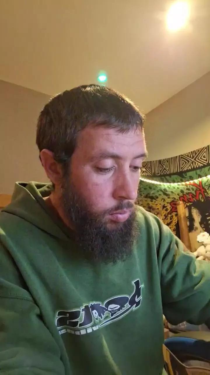 valentin60 on Cam4 