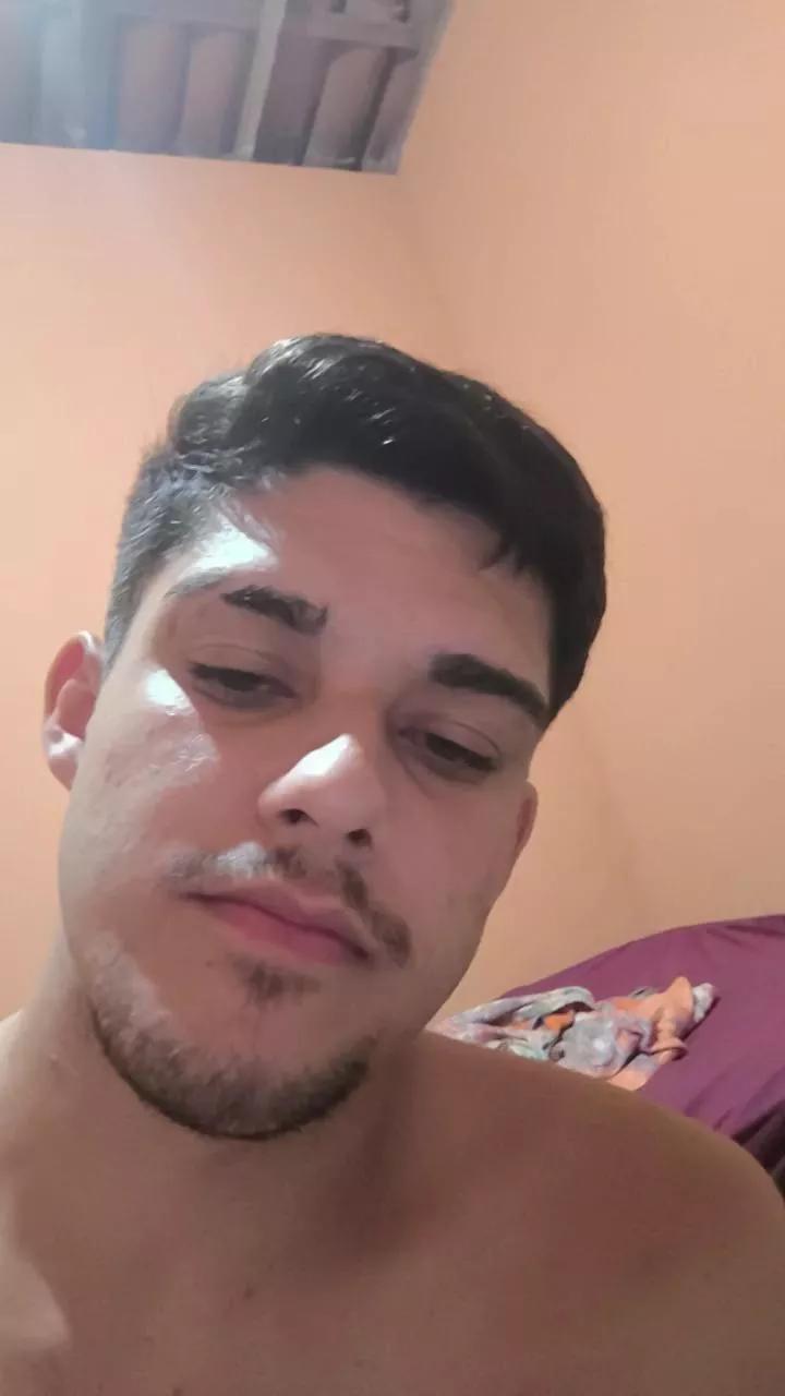 Van_aquino on Cam4 