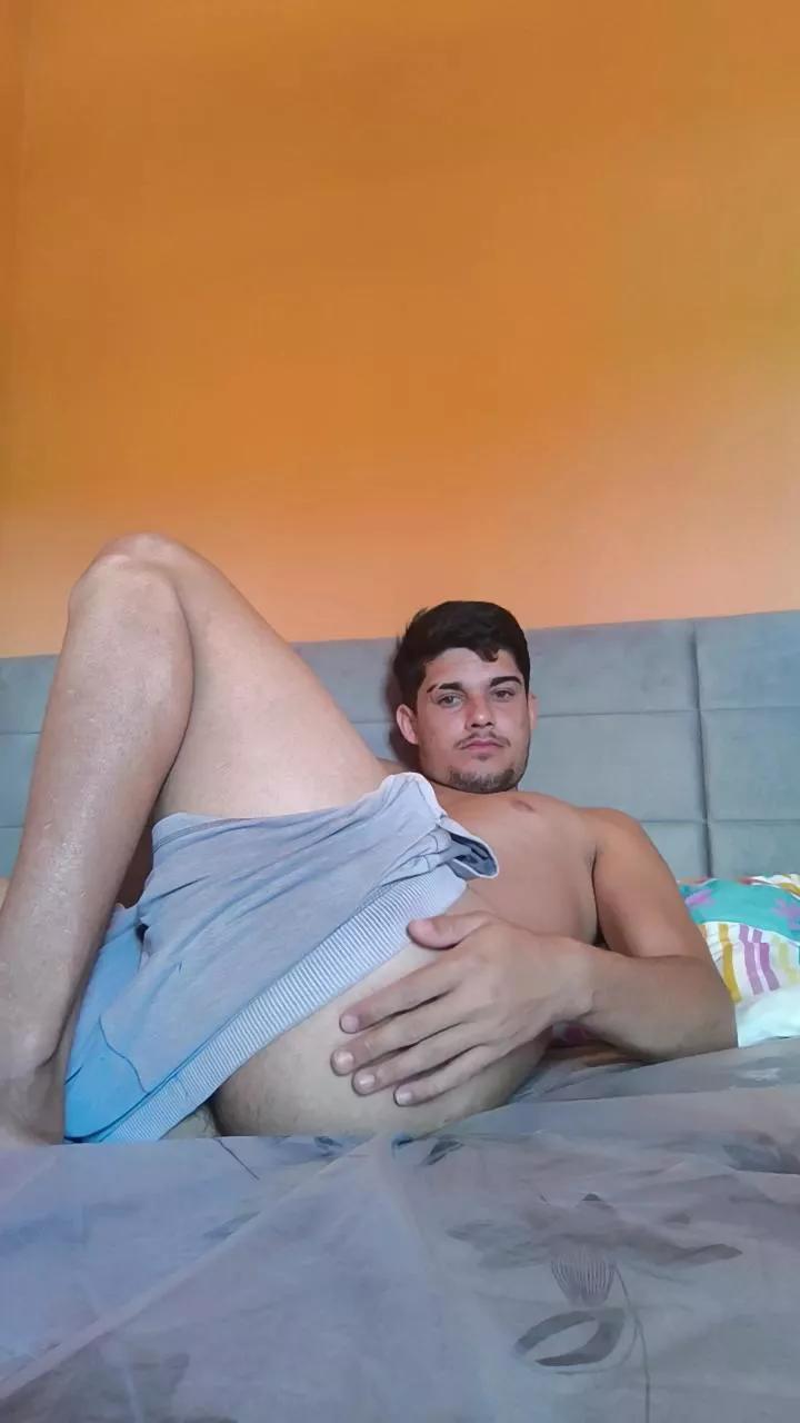 Van_aquino on Cam4 