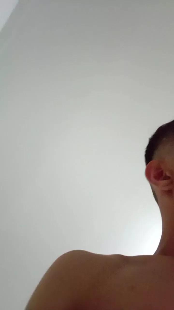 victor62Go on Cam4 