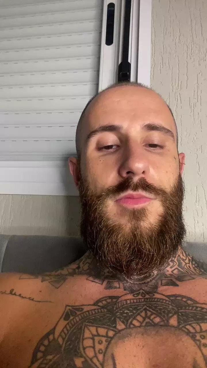 Viking_Tatuado on Cam4 