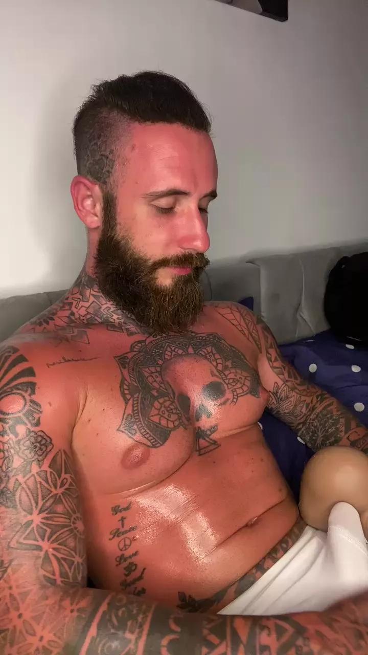 Viking_Tatuado on Cam4 