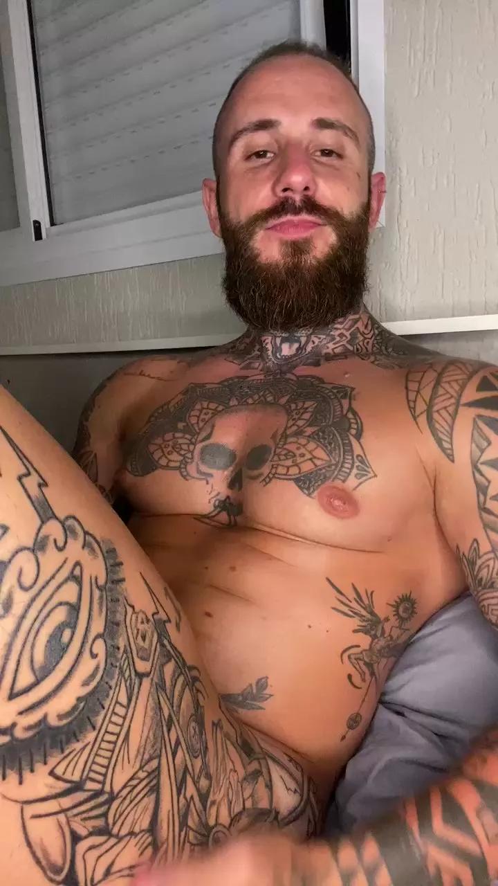 Viking_Tatuado on Cam4 