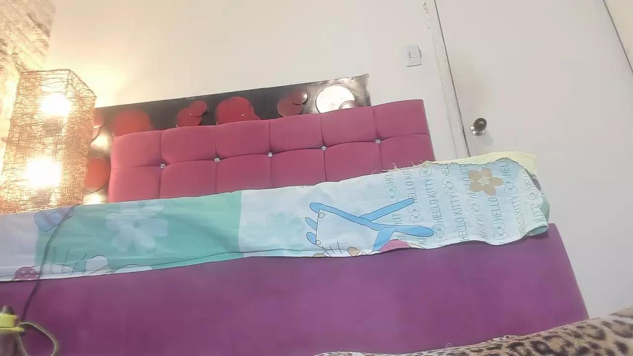 VIOLETA1X_ on Cam4 