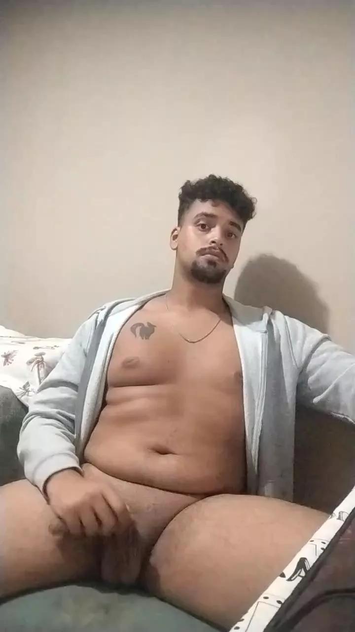 xcumshot3323 on Cam4 