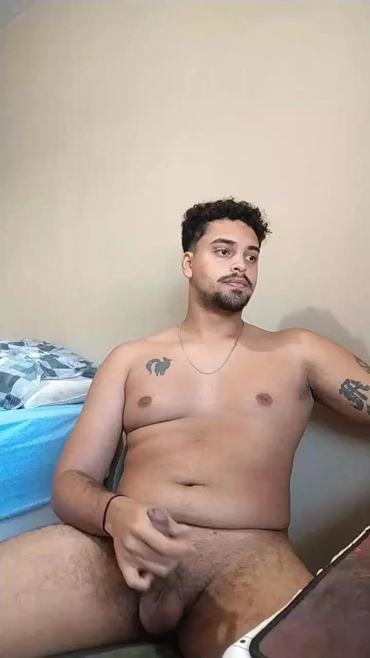 xcumshot3323 on Cam4 