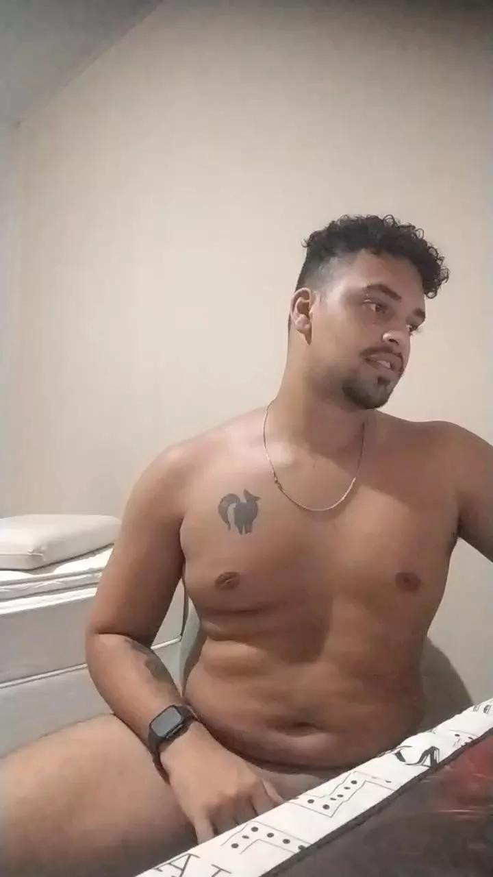 xcumshot3323 on Cam4 