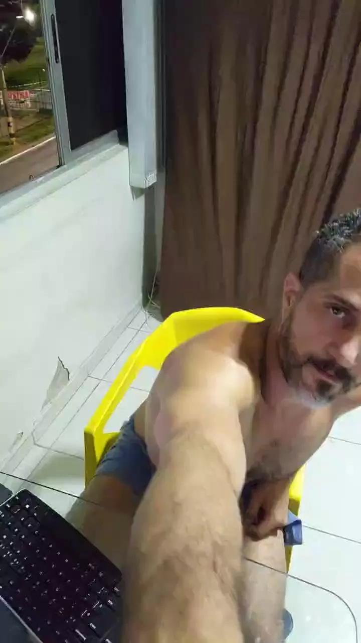 xxMorenosexx on Cam4 