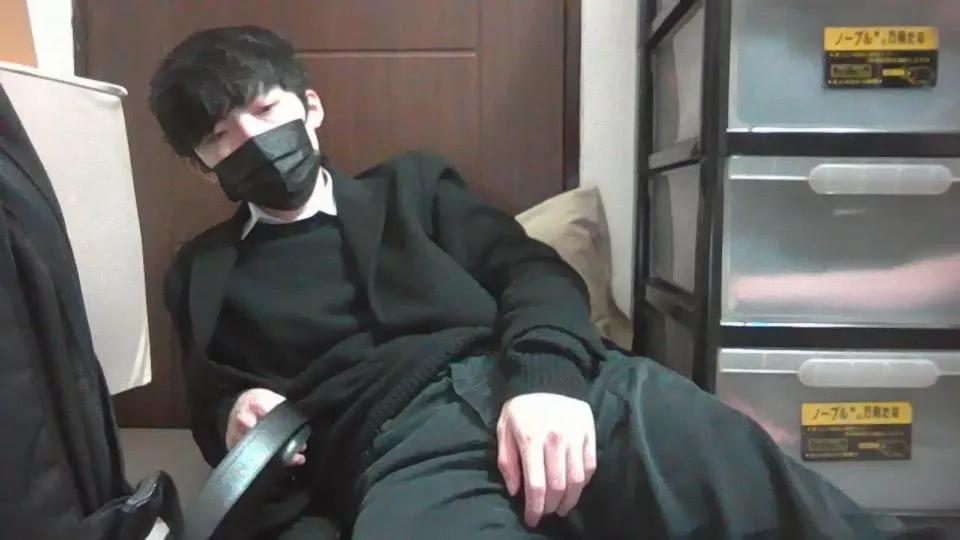 yaoiioay99 on Cam4 