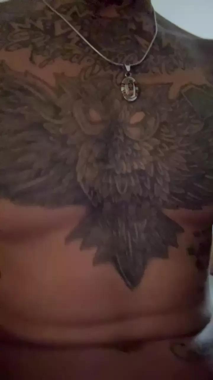 YellaboyAPEX on Cam4 