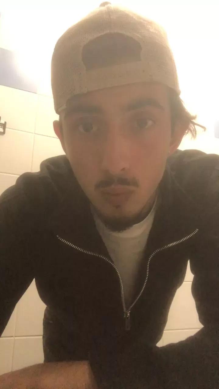 zackfrost777 on Cam4 