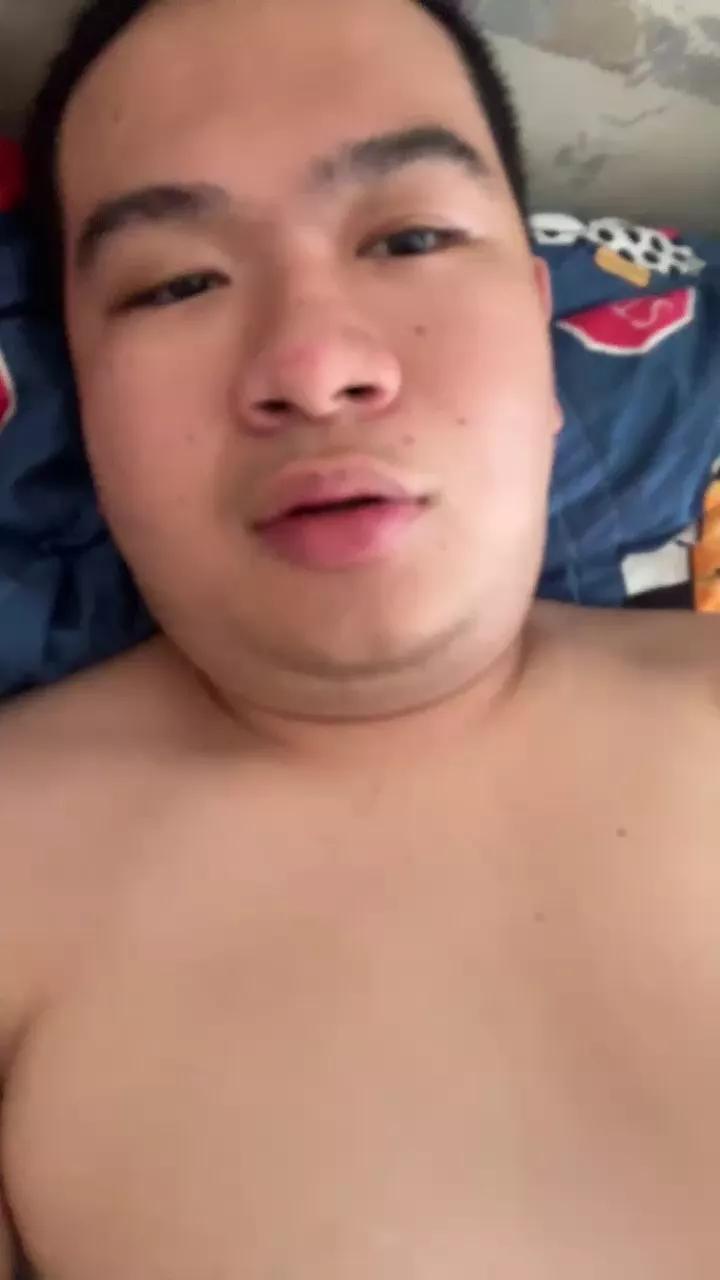 Zhengyang on Cam4 
