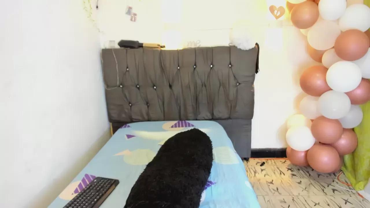 Zoe_TransGirl on Cam4 