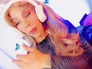 alexa-naughty on CamSoda 