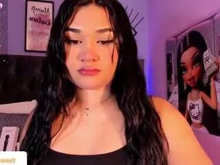 daniela-tovar on CamSoda 