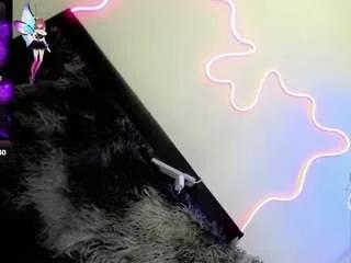 khloe-truee on CamSoda 