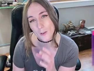 luluvaladon on CamSoda 