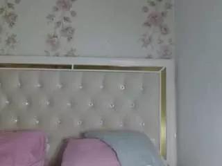 mulattomamii on CamSoda 