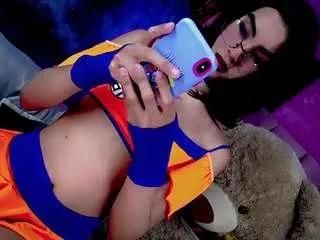 valens-bunny on CamSoda 