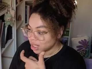 zahrabliss on CamSoda 