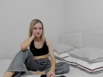 Freechat _candybb on Chaturbate