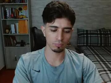 Freechat aaron_paul_ on Chaturbate