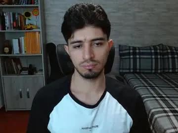 Freechat aaron_paul_ on Chaturbate