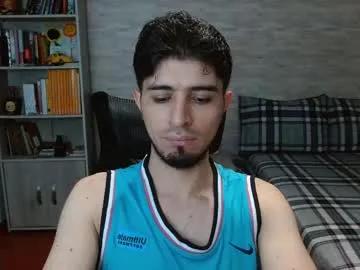 Freechat aaron_paul_ on Chaturbate