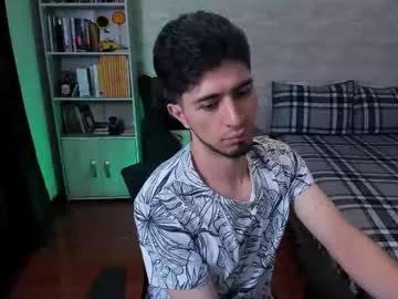 Freechat aaron_paul_ on Chaturbate