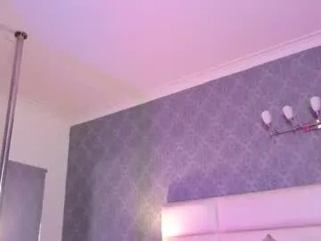 Freechat adonisaster on Chaturbate