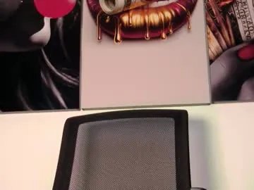 Freechat aidaadams on Chaturbate