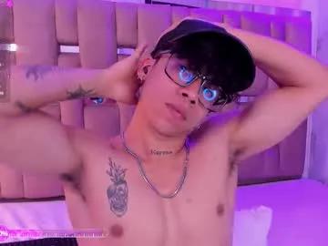 Freechat akazaboy on Chaturbate