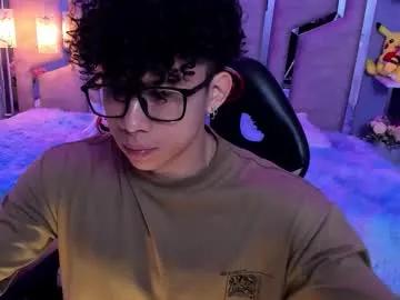 Freechat akazaboy on Chaturbate