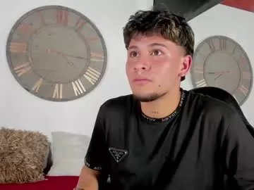 Freechat alan__smith on Chaturbate