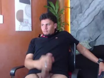 Freechat alan__smith on Chaturbate